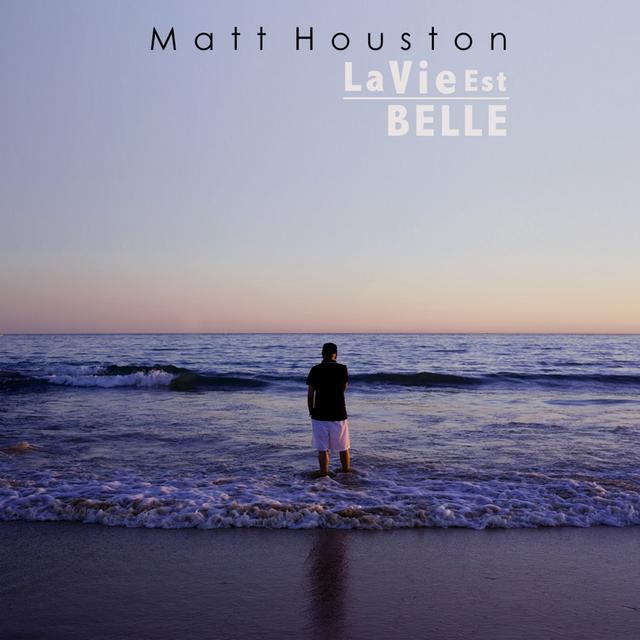 Album cover art for La vie est belle