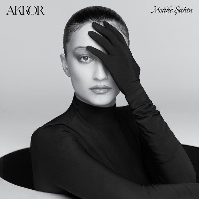 Album cover art for Akkor