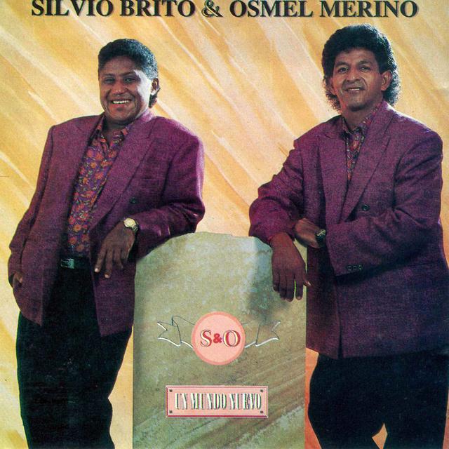 Album cover art for Un Mundo Nuevo