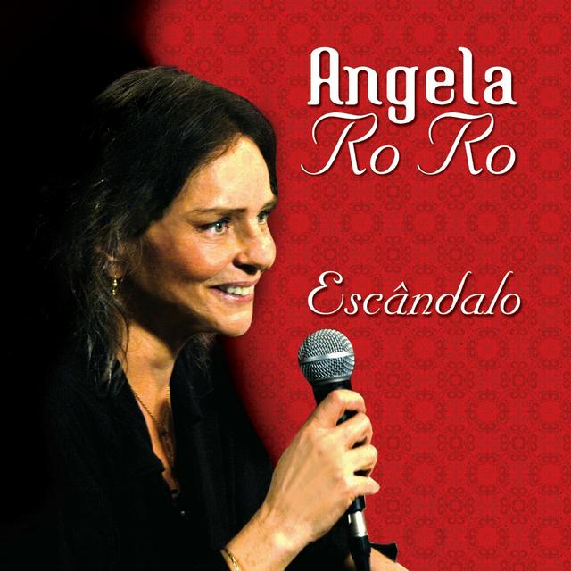 Album cover art for Escândalo (2009)