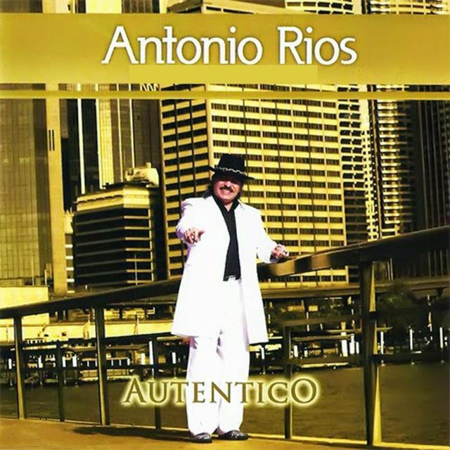 Album cover art for Auténtico