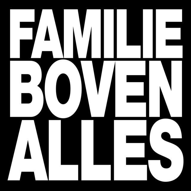 Album cover art for FAMILIE BOVEN ALLES