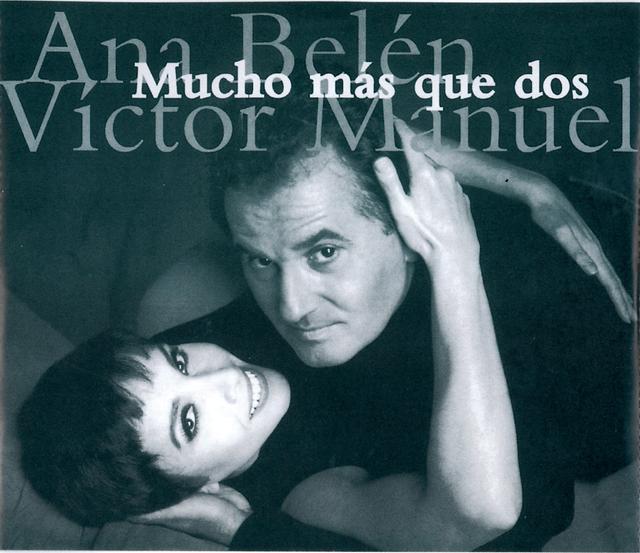 Album cover art for Mucho Mas Que Dos (Live In Concert)